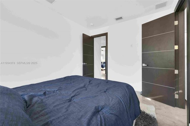 15721 NW 79th Ct, Miami Lakes, FL 33016