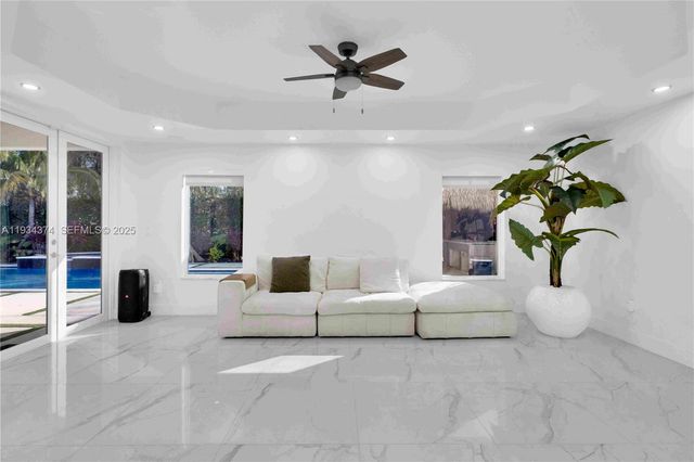 15721 NW 79th Ct, Miami Lakes, FL 33016