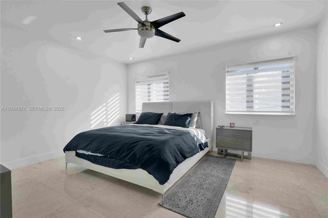 15721 NW 79th Ct, Miami Lakes, FL 33016