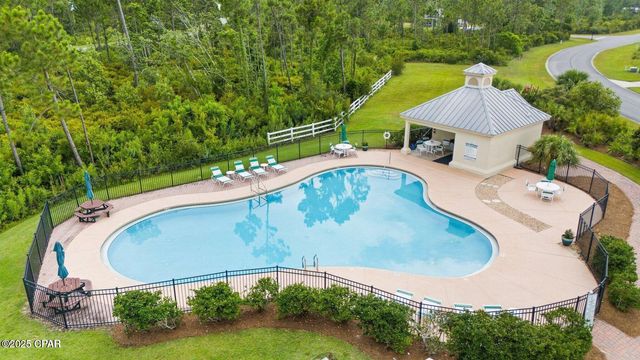 909 Anchor Court, Panama City, FL 32404