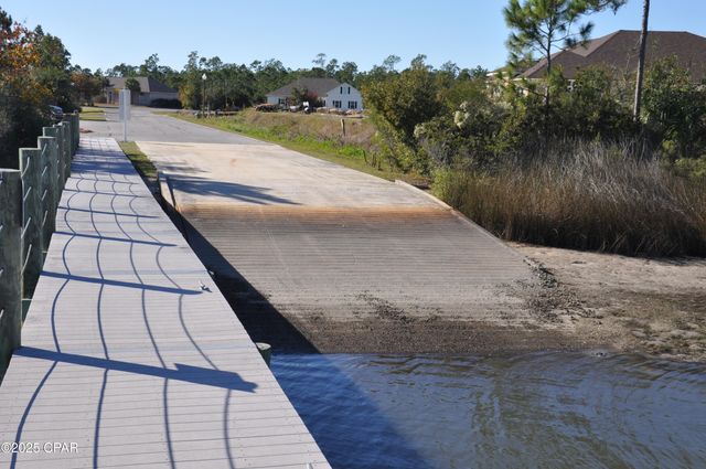 909 Anchor Court, Panama City, FL 32404