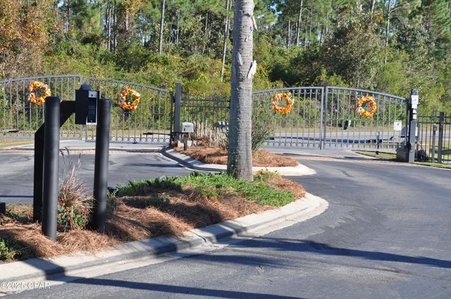 909 Anchor Court, Panama City, FL 32404