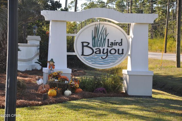 909 Anchor Court, Panama City, FL 32404