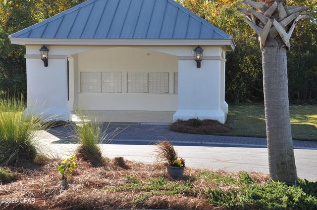 909 Anchor Court, Panama City, FL 32404