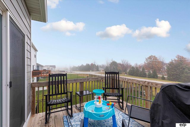 12109 S 204 Avenue, Gretna, NE 68028