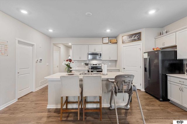 12109 S 204 Avenue, Gretna, NE 68028