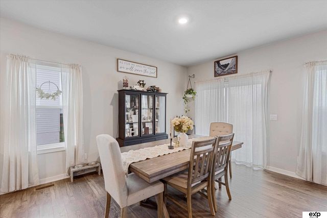 12109 S 204 Avenue, Gretna, NE 68028