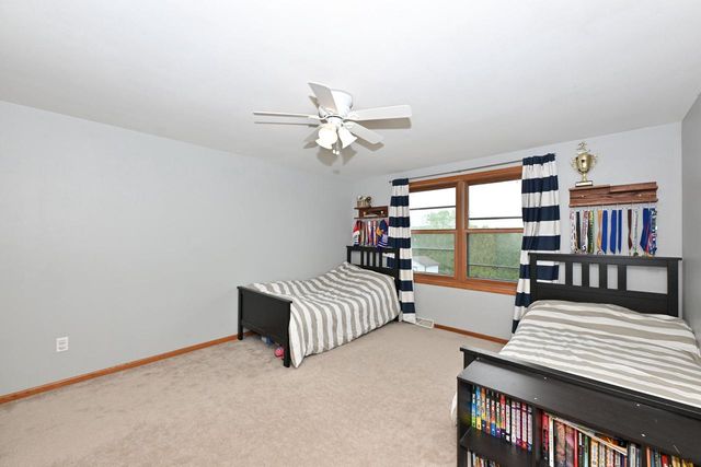 118 Mckenzie ROAD, Mukwonago, WI 53149