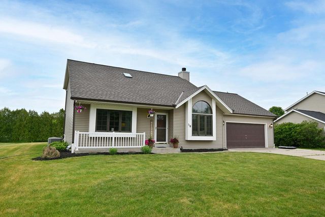 118 Mckenzie ROAD, Mukwonago, WI 53149
