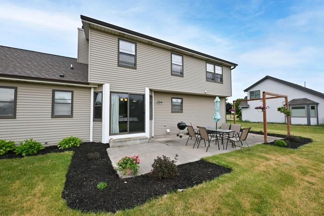 118 Mckenzie ROAD, Mukwonago, WI 53149