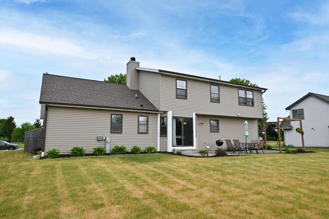 118 Mckenzie ROAD, Mukwonago, WI 53149