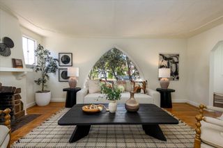 941 College Avenue, Palo Alto, CA 94306