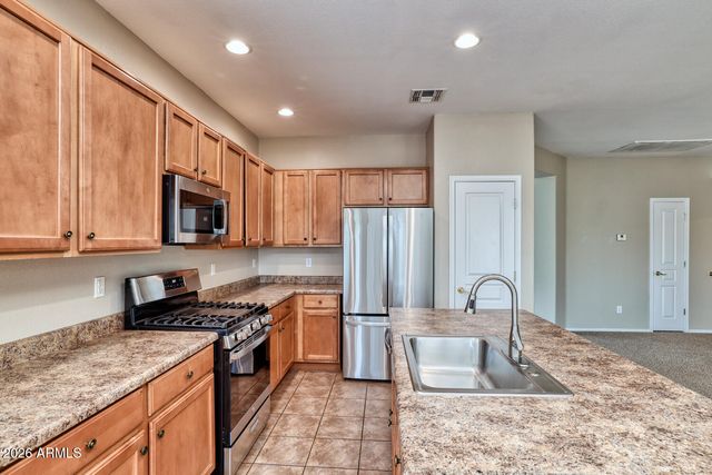 844 E INDIAN WELLS Place, Chandler, AZ 85249