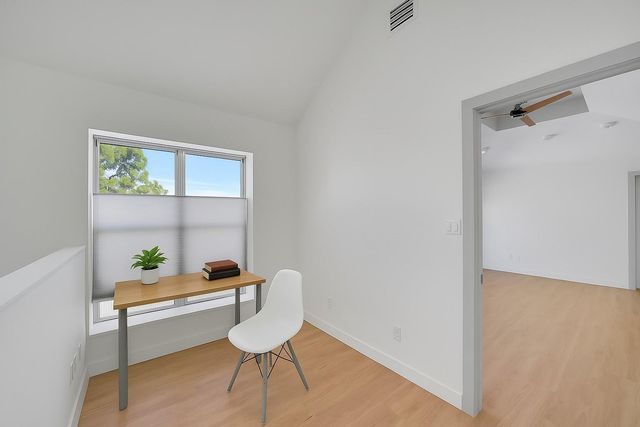 320 Detering Street, Houston, TX 77007