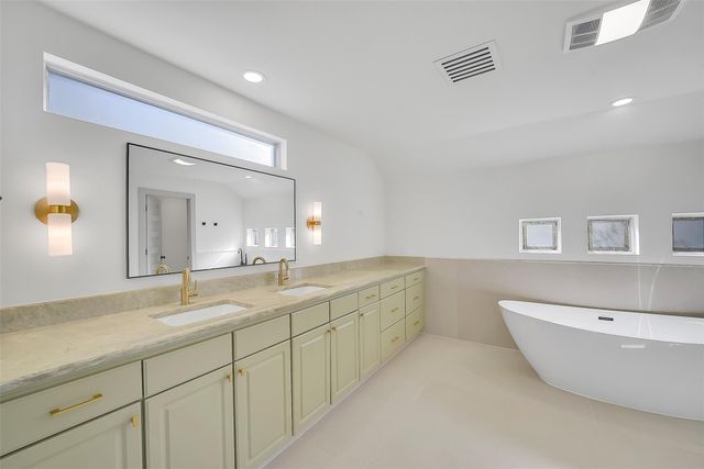 320 Detering Street, Houston, TX 77007