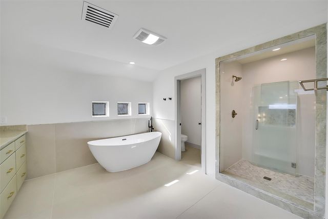 320 Detering Street, Houston, TX 77007