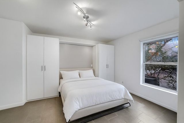 320 Detering Street, Houston, TX 77007