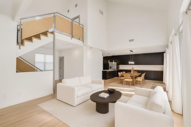 320 Detering Street, Houston, TX 77007