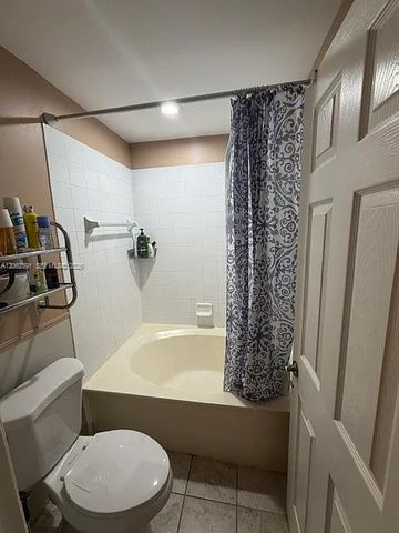 1092 SW 158th Avenue, Pembroke Pines, FL 33027