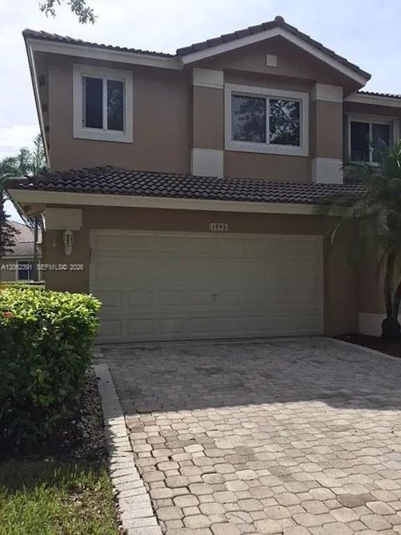 1092 SW 158th Avenue, Pembroke Pines, FL 33027