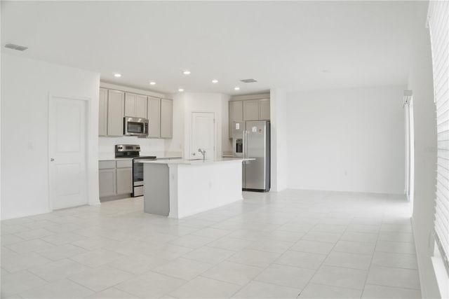 634 BELL PRAIRIE CIRCLE, Lake Wales, FL 33859