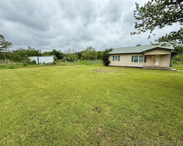 26945 S 206 Road, Henryetta, OK 74437