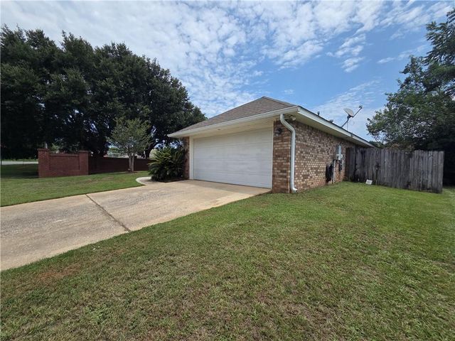 4180 Blackwell Drive, Semmes, AL 36575