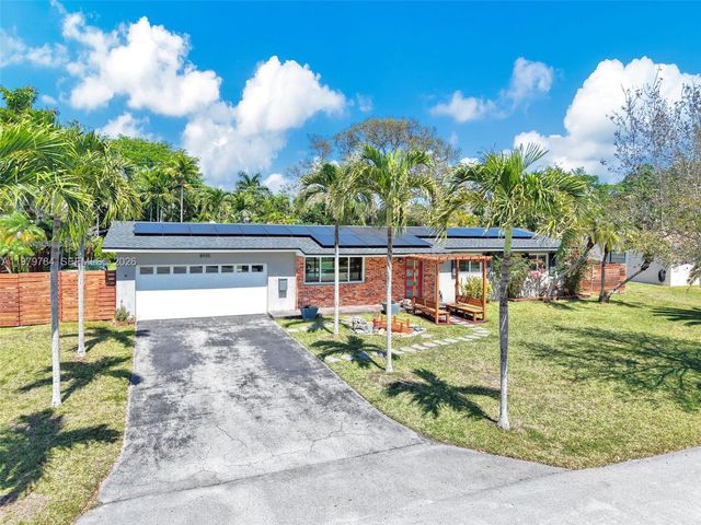 8935 SW 186th Ter, Cutler Bay, FL 33157