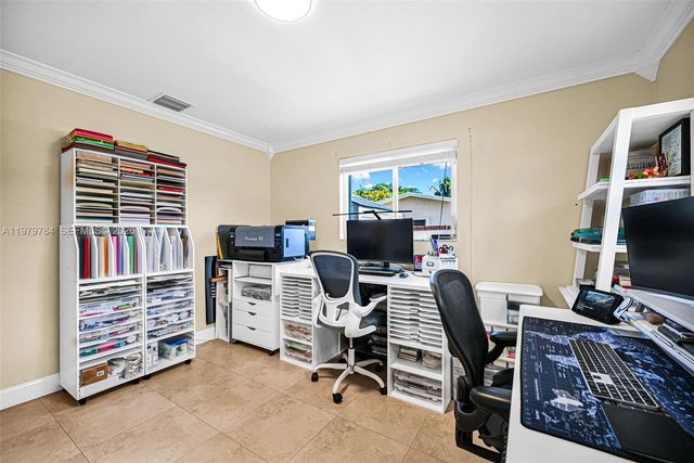 8935 SW 186th Ter, Cutler Bay, FL 33157