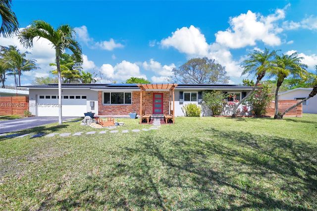 8935 SW 186th Ter, Cutler Bay, FL 33157