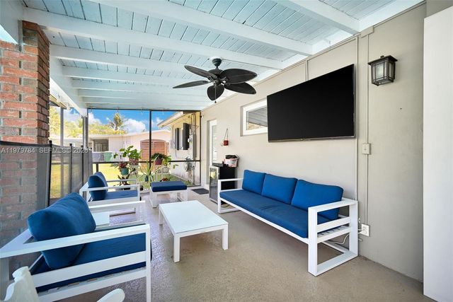 8935 SW 186th Ter, Cutler Bay, FL 33157