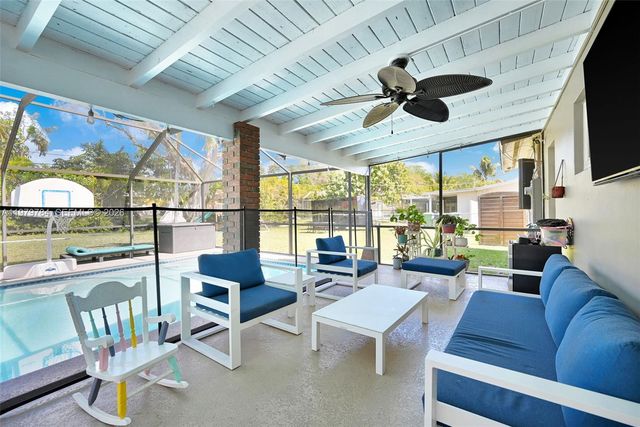 8935 SW 186th Ter, Cutler Bay, FL 33157