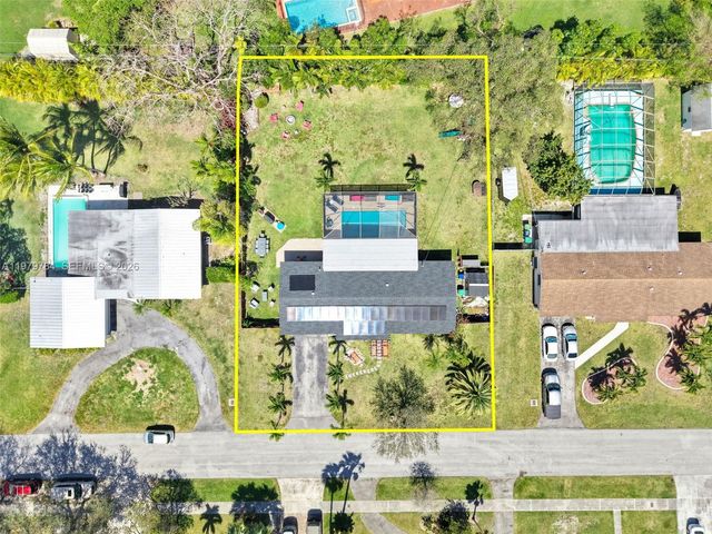 8935 SW 186th Ter, Cutler Bay, FL 33157