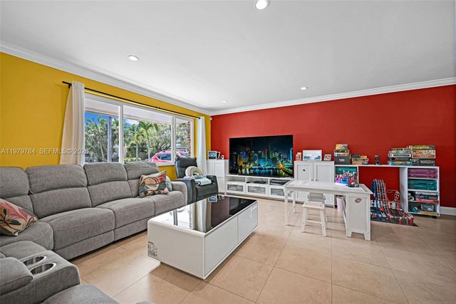 8935 SW 186th Ter, Cutler Bay, FL 33157