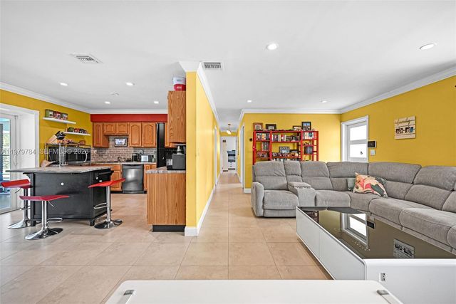 8935 SW 186th Ter, Cutler Bay, FL 33157