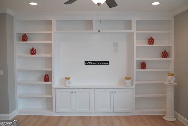 5313 Hearthstone Street, Stone Mountain, GA 30083