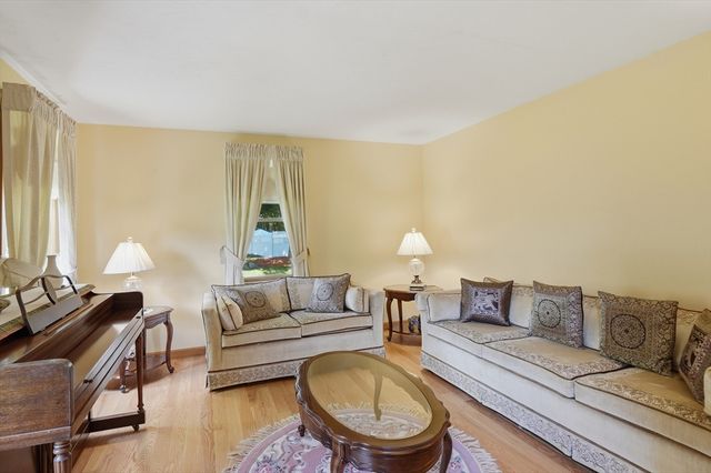 19 Jencks Road, Milford, MA 01757
