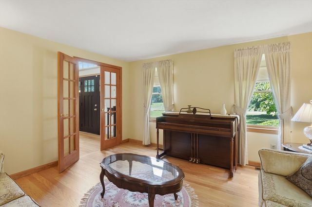 19 Jencks Road, Milford, MA 01757