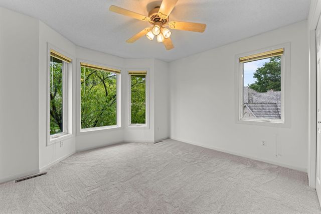 6370 129th Street W, Apple Valley, MN 55124