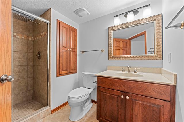 6370 129th Street W, Apple Valley, MN 55124