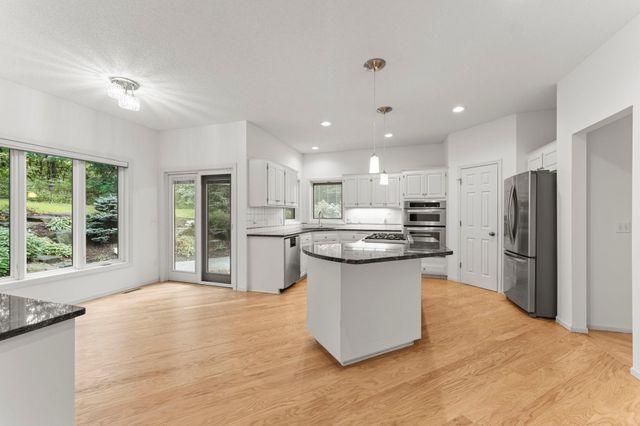 6370 129th Street W, Apple Valley, MN 55124