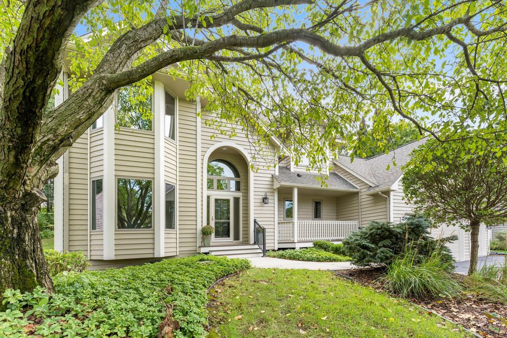 6370 129th Street W, Apple Valley, MN 55124 — photo 4