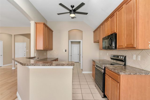 1517 White Willow Lane, Arlington, TX 76002