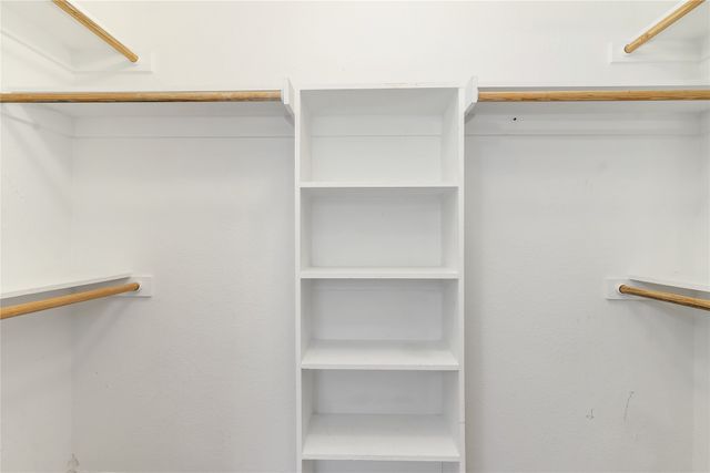 1517 White Willow Lane, Arlington, TX 76002