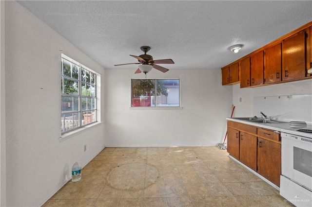 513 Doherty Avenue, Mission, TX 78572