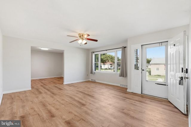 949 JANEKA LN, Dover, DE 19904
