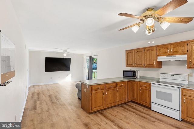 949 JANEKA LN, Dover, DE 19904