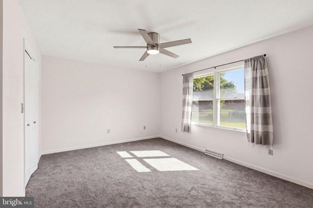 949 JANEKA LN, Dover, DE 19904