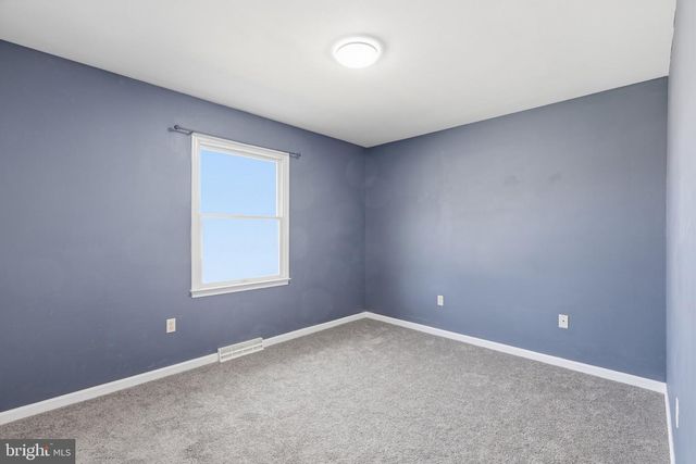 949 JANEKA LN, Dover, DE 19904