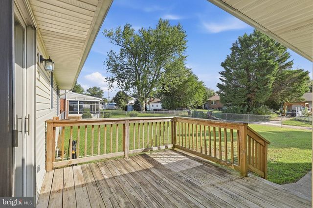 949 JANEKA LN, Dover, DE 19904
